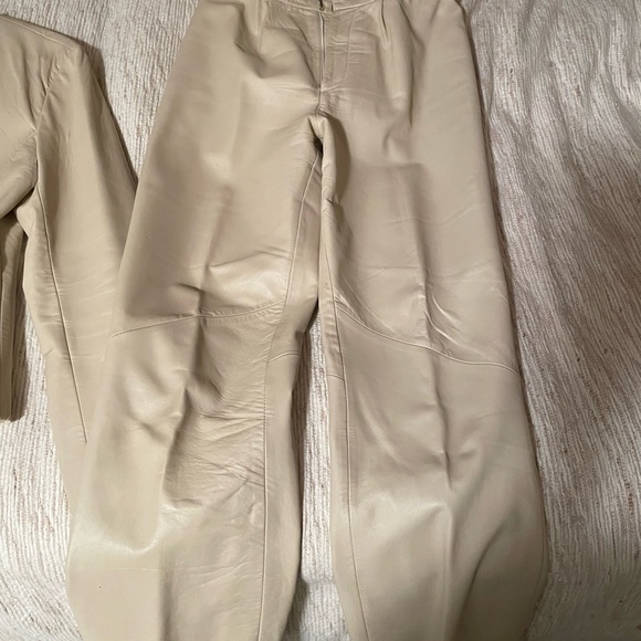 Cream coloured soft real leather pant suit - Picture 1 of 5